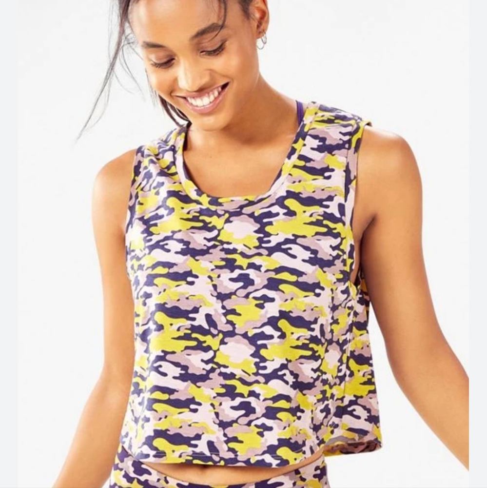Fabletics Light Lime Lite‎ Camo Cropped Purple Green Tank XXS